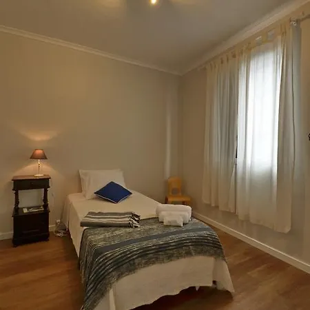 Maia Guest house *